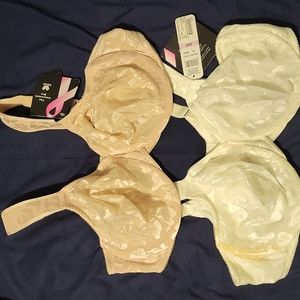 Wacoal Bras 44D